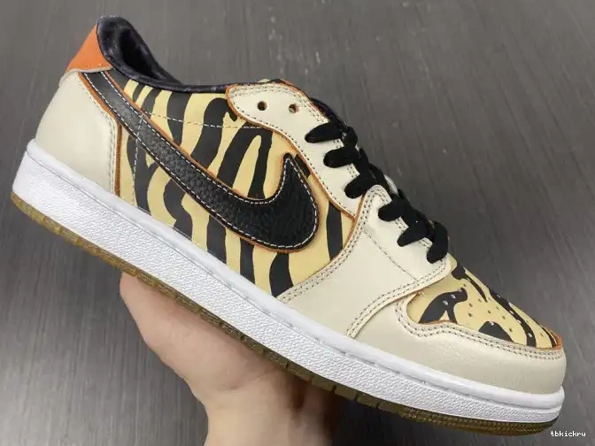 Reps TBkick DH6932-100 Jordan Low 1 Tiger of OG Year Air the 0525